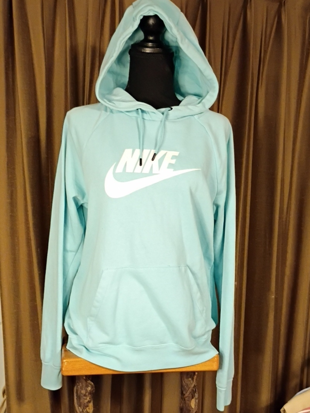 Nike Light Teal Pullover Hoodie with White Swoosh Logo Size Medium